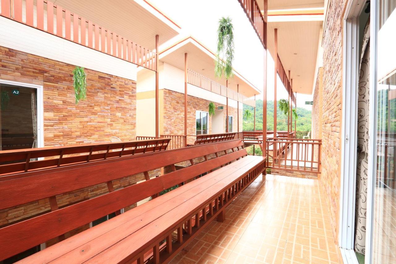 Rak Na Khaoyai Hotel Mu Si Exterior photo