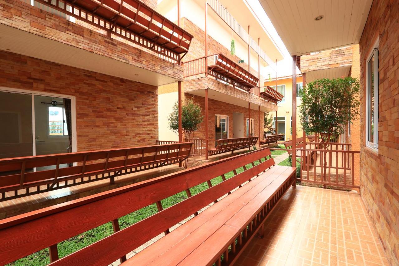 Rak Na Khaoyai Hotel Mu Si Exterior photo